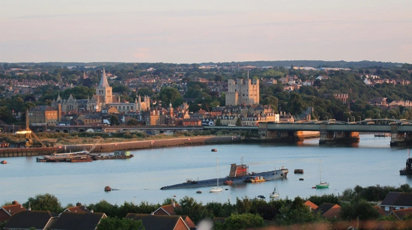 Rochester medieval city from Finsbury 2 1